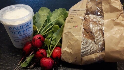 Radieschenaufstrichbrot