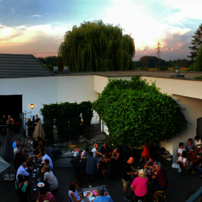 Heurigen im Weingut