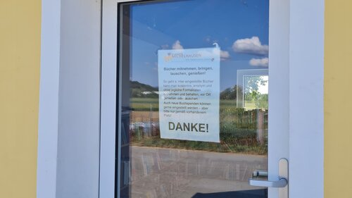 Foto von Türe der Fotobox mit Infotext -> Siehe Beschreibungstext des Beitrags