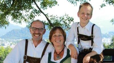 Familie (U. Lembacher)Familie (U. Lembacher)