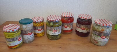 Diverse Sauerkonserven