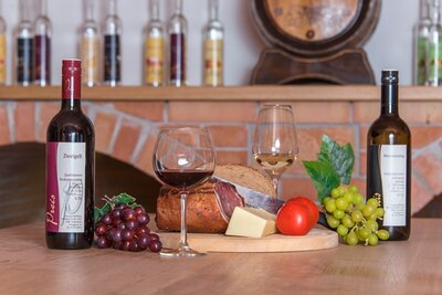 Weine, Edelbrände,Liköre