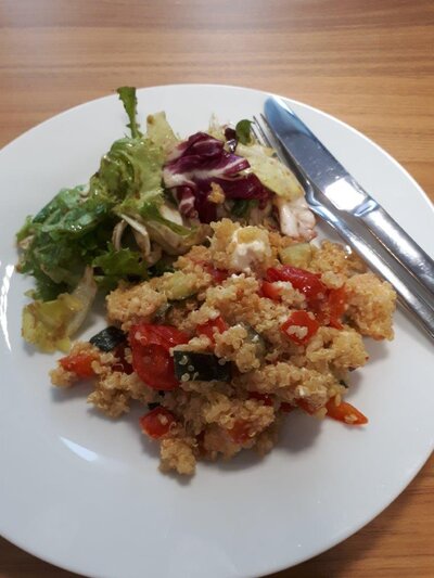 Quinoa-Salat