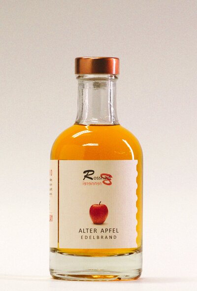 Alter Apfel - fassgelagerter Apfelbrand