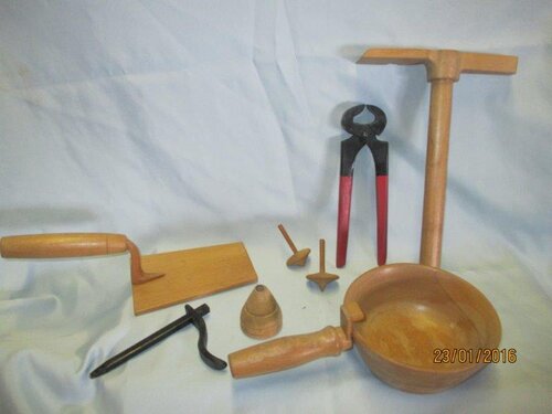 div. Holzarbeiten_Ribisch