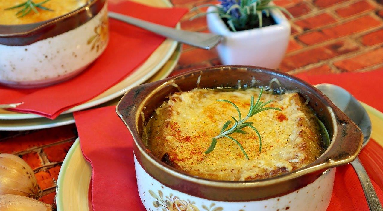 Zwiebelsuppe_pixabay Zwiebelsuppe_pixabay